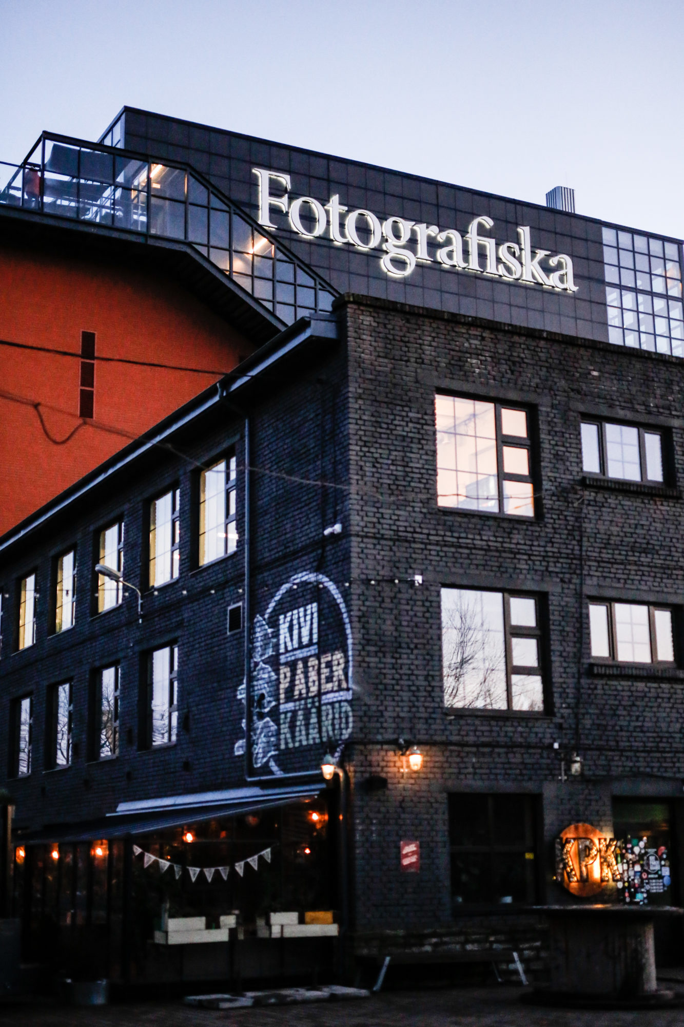 Fotografiska sijaitsee vanhassa tiilitalossa