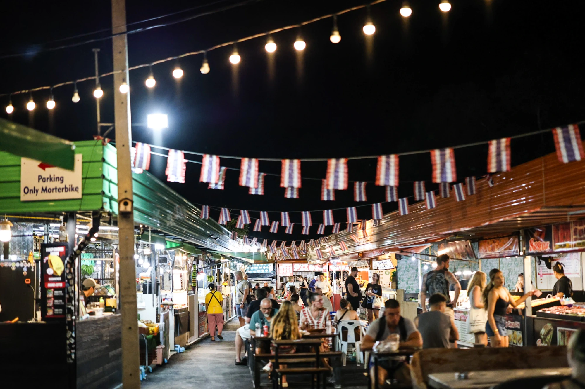 Lamai night market