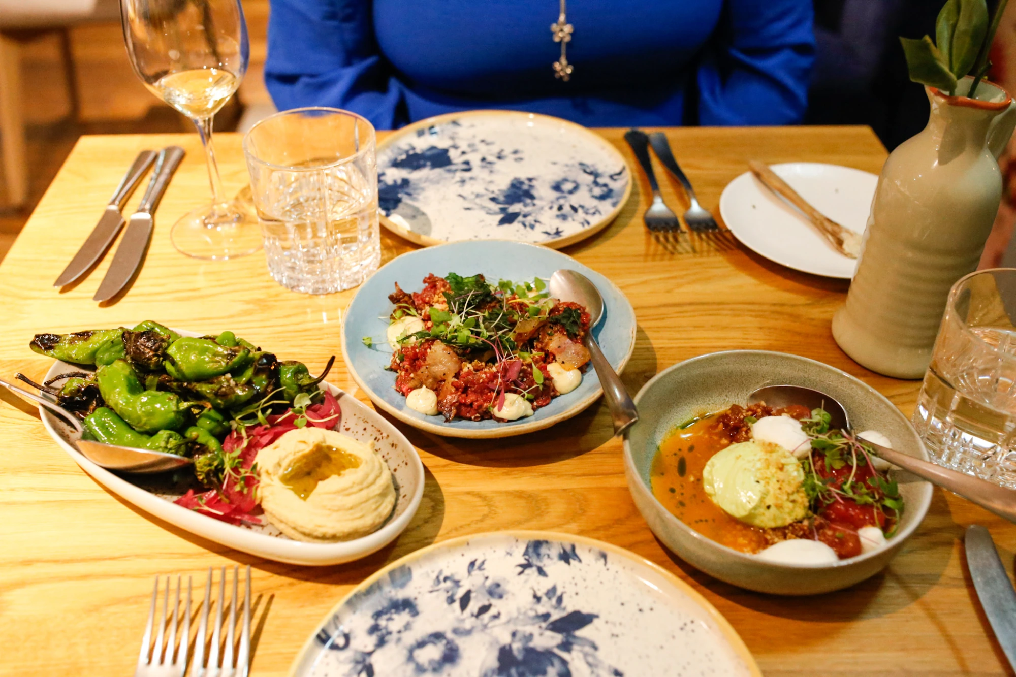 Mantel & Korsten ruokalista